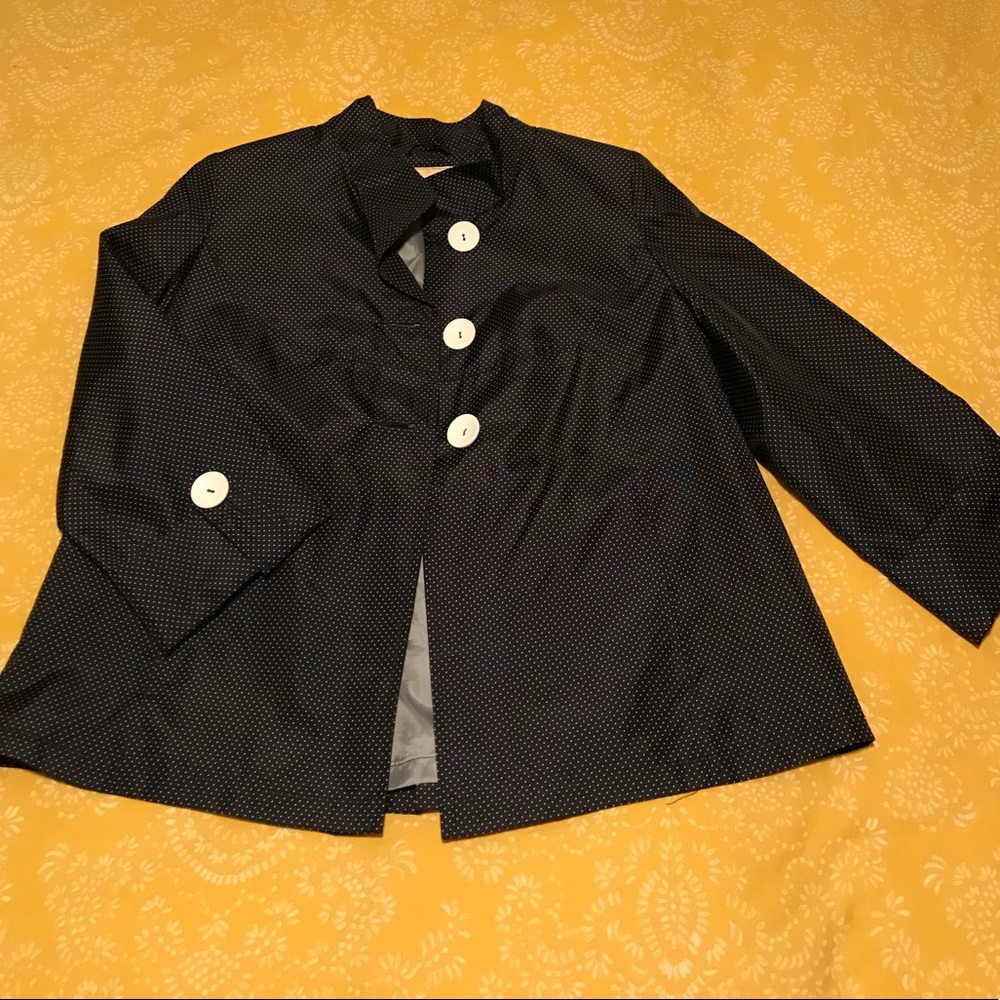 Windbreaker jacket. Grey polka dots. Size 46.